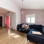 Fancy Apartment In Peaceful Area - Zadar
